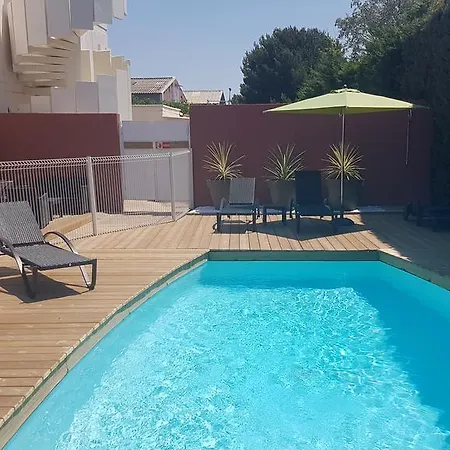 Hotel Kyriad Sud 3*