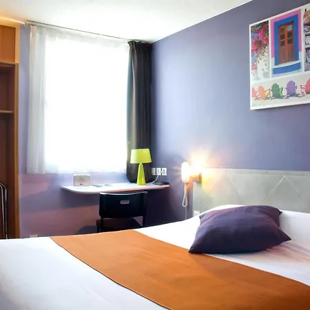 Hotel Kyriad Sud 3*