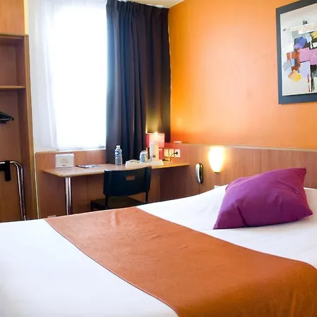 Kyriad Sud 3* Martigues