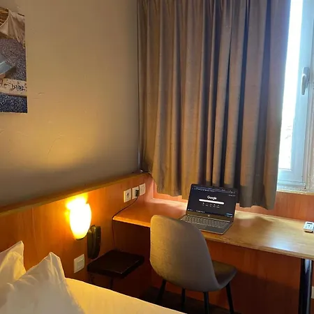 Szálloda Kyriad Sud 3*